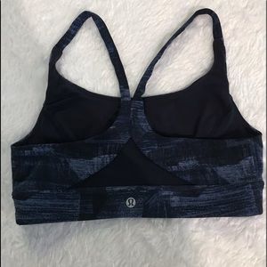 Lululemon bra size 6
